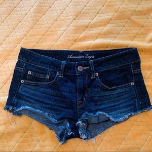 American Eagle shorts. SIZE 4!